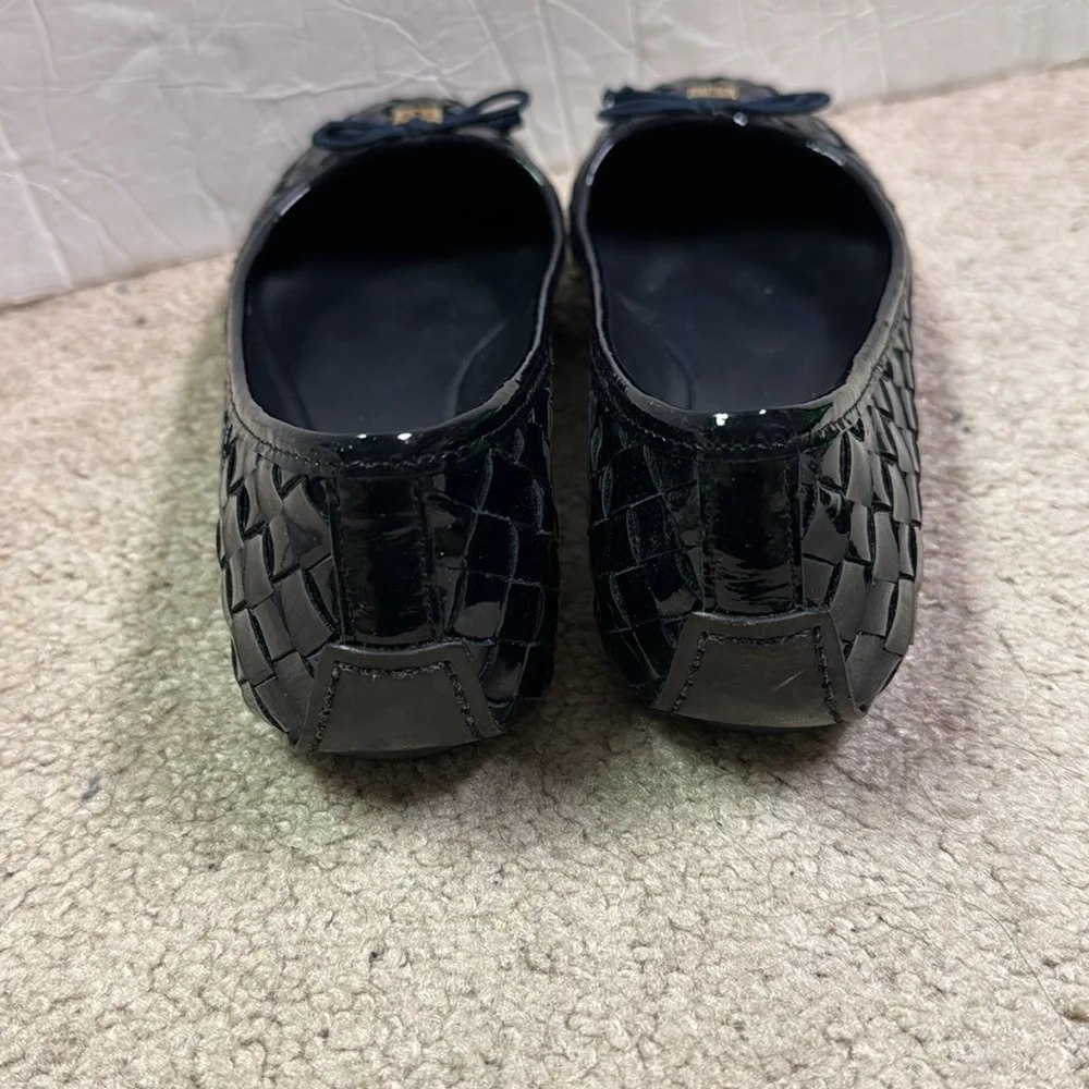 Women’s Tory Burch Woven Navy Patent Leather Flats Size 7M